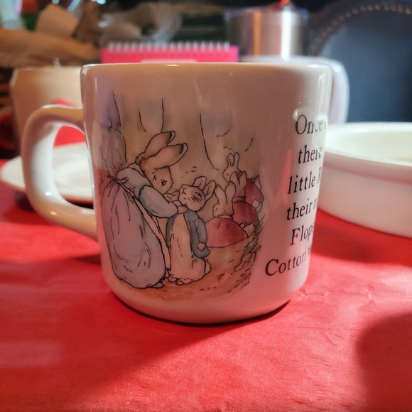 NWOT Peter Rabbit Fine China Set by Wedgewood - Picture 8 of 16